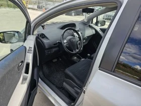 Toyota Yaris 1.3 VVT-i, снимка 7