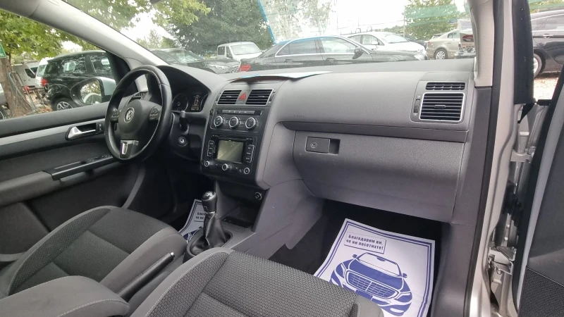 VW Touran 1.6tdi+ NAVI+ KLIMA, снимка 11 - Автомобили и джипове - 41080071