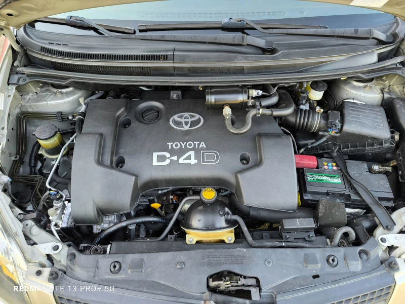 Toyota Corolla verso 2.0 D-4D , снимка 16 - Автомобили и джипове - 46687237