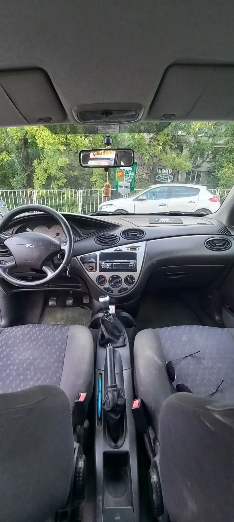 Ford Focus 1.8 tddi, снимка 9 - Автомобили и джипове - 47453332