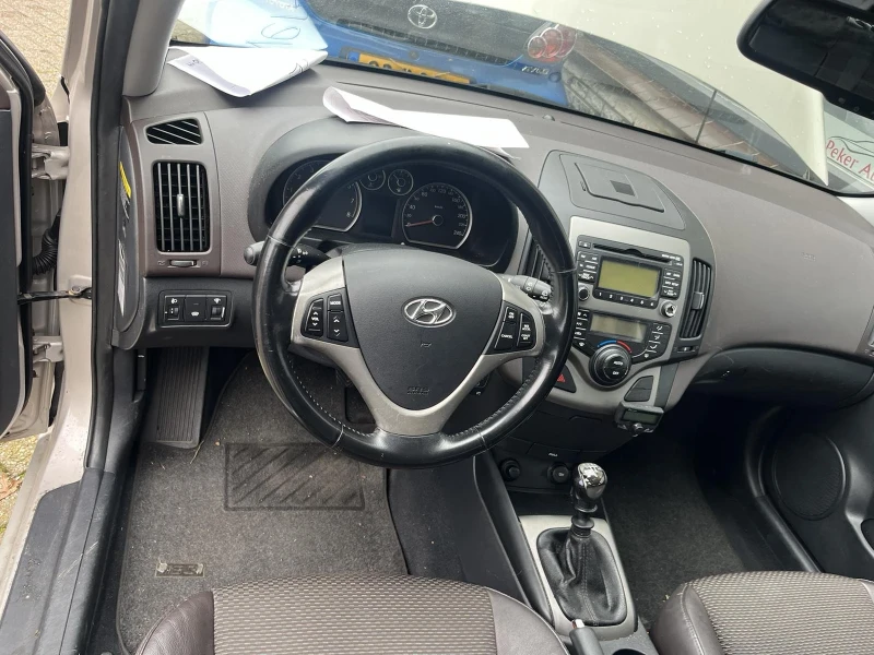 Hyundai I30, снимка 7 - Автомобили и джипове - 47811923