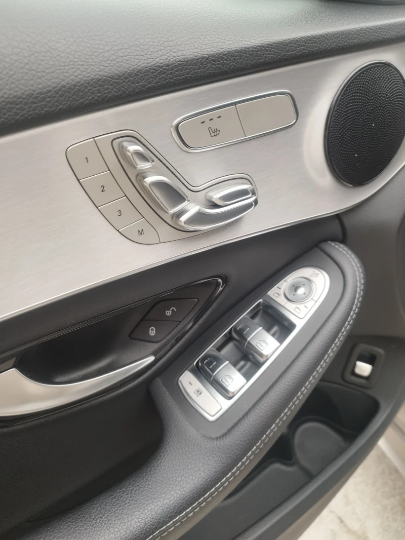 Mercedes-Benz C 220 Camera 360, снимка 13 - Автомобили и джипове - 48142195