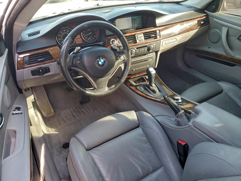 BMW 335 Cic Navi, снимка 8 - Автомобили и джипове - 53269422