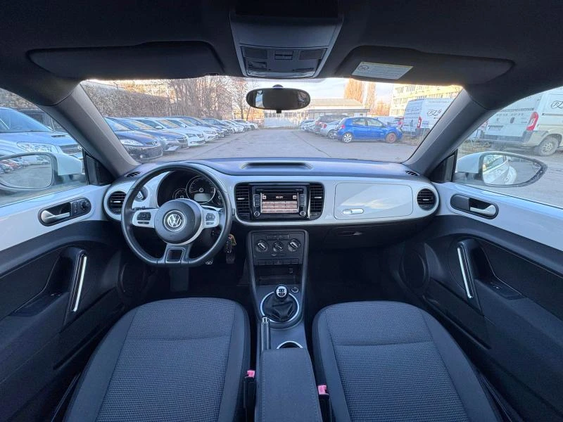 VW Beetle 1.6 TDi, снимка 10 - Автомобили и джипове - 48934536