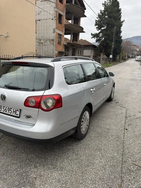 VW Passat, снимка 3 - Автомобили и джипове - 52685919