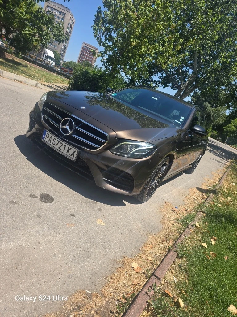 Mercedes-Benz E 220