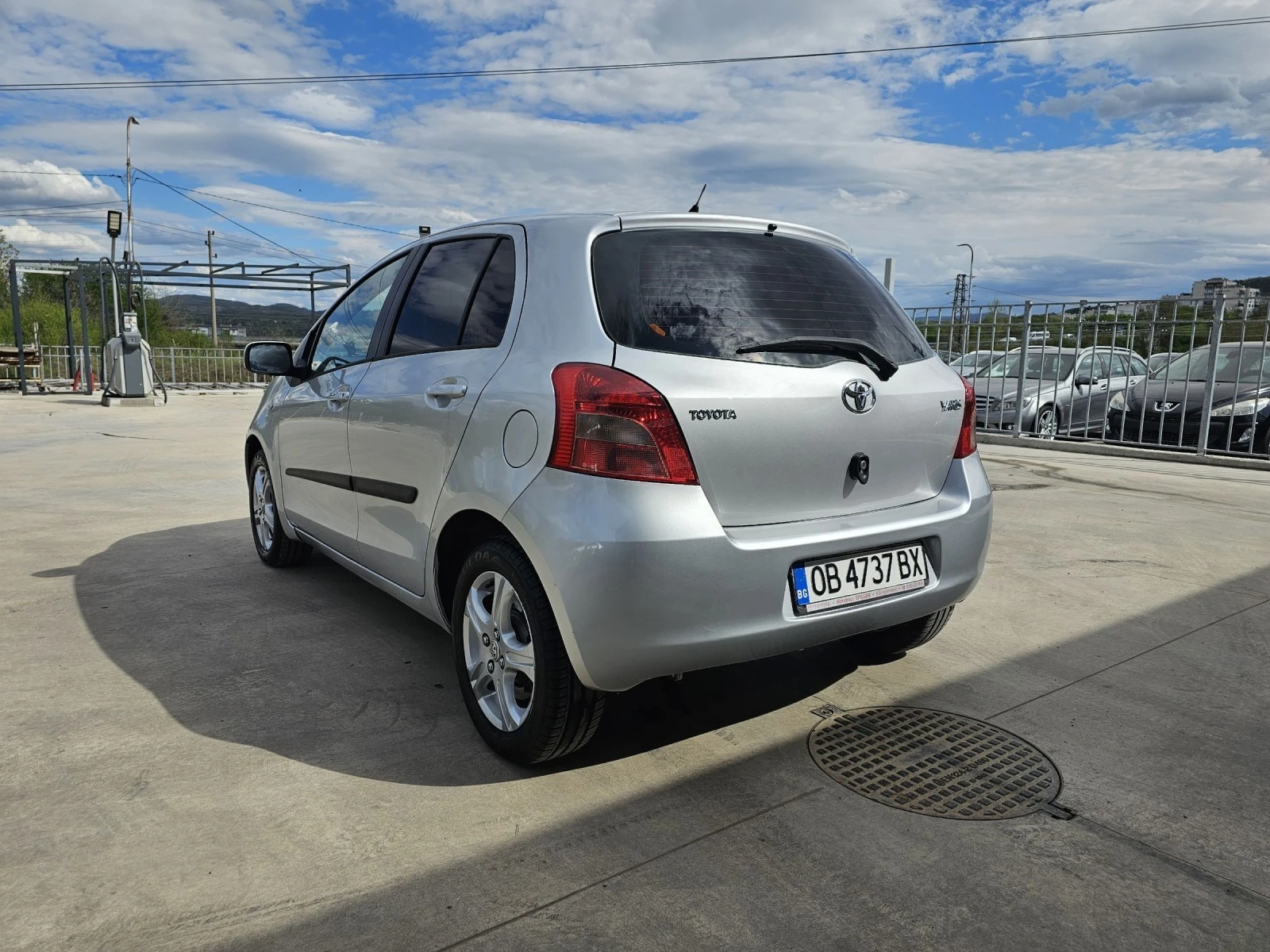 Toyota Yaris 1.3 VVT-i - изображение 4