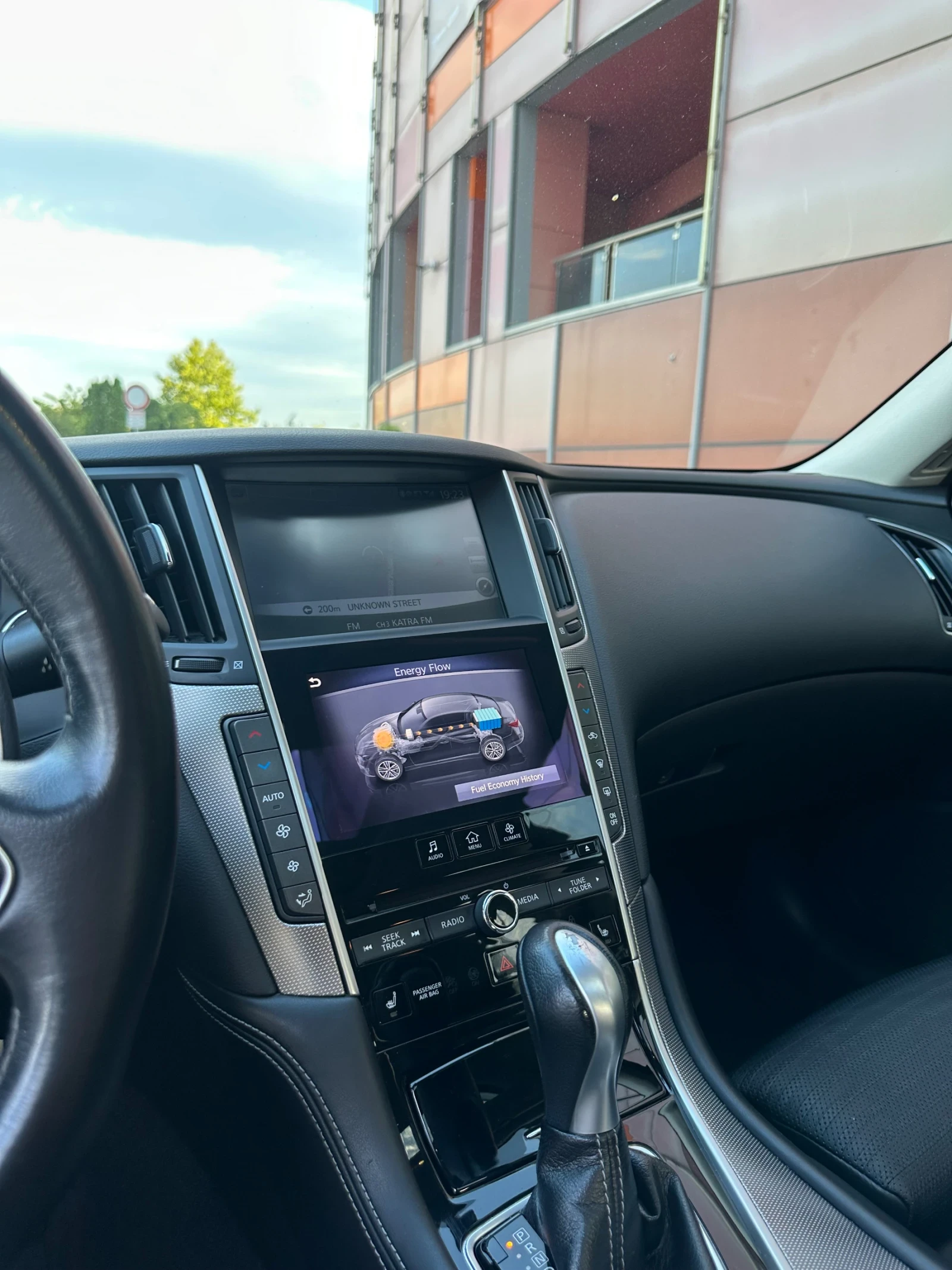 Infiniti Q50 S 3.5 HYBRID ПЪРВИ СОБСТВЕНИК - изображение 8