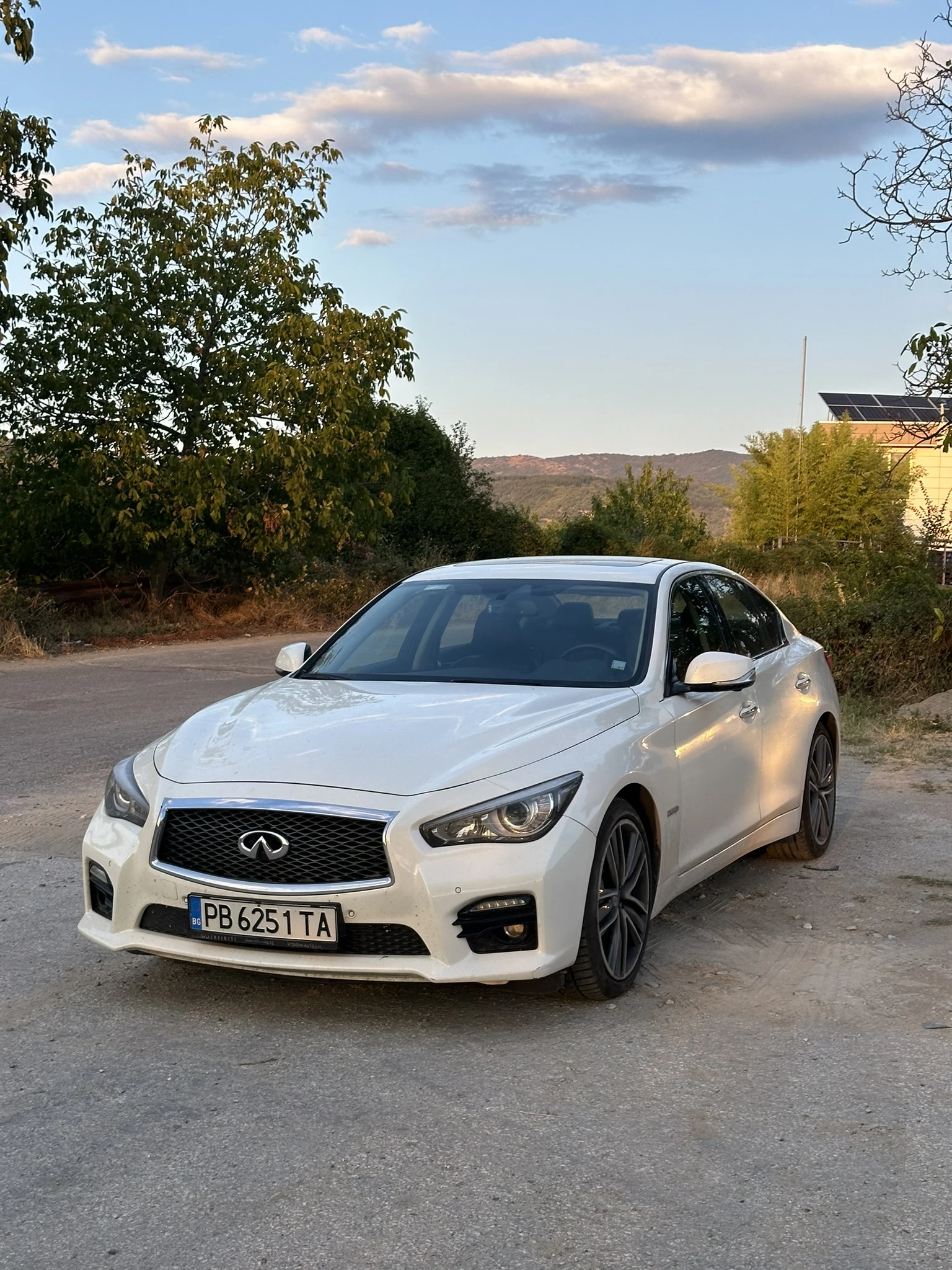 Infiniti Q50 S 3.5 HYBRID ПЪРВИ СОБСТВЕНИК - изображение 2