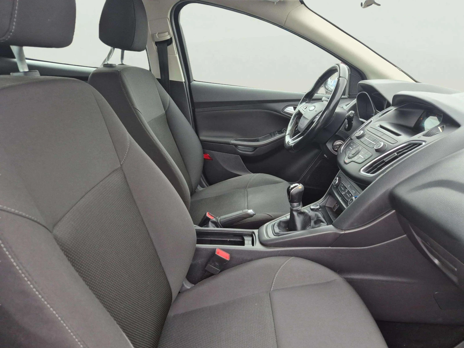 Ford Focus 1.0 EcoBoost - изображение 10