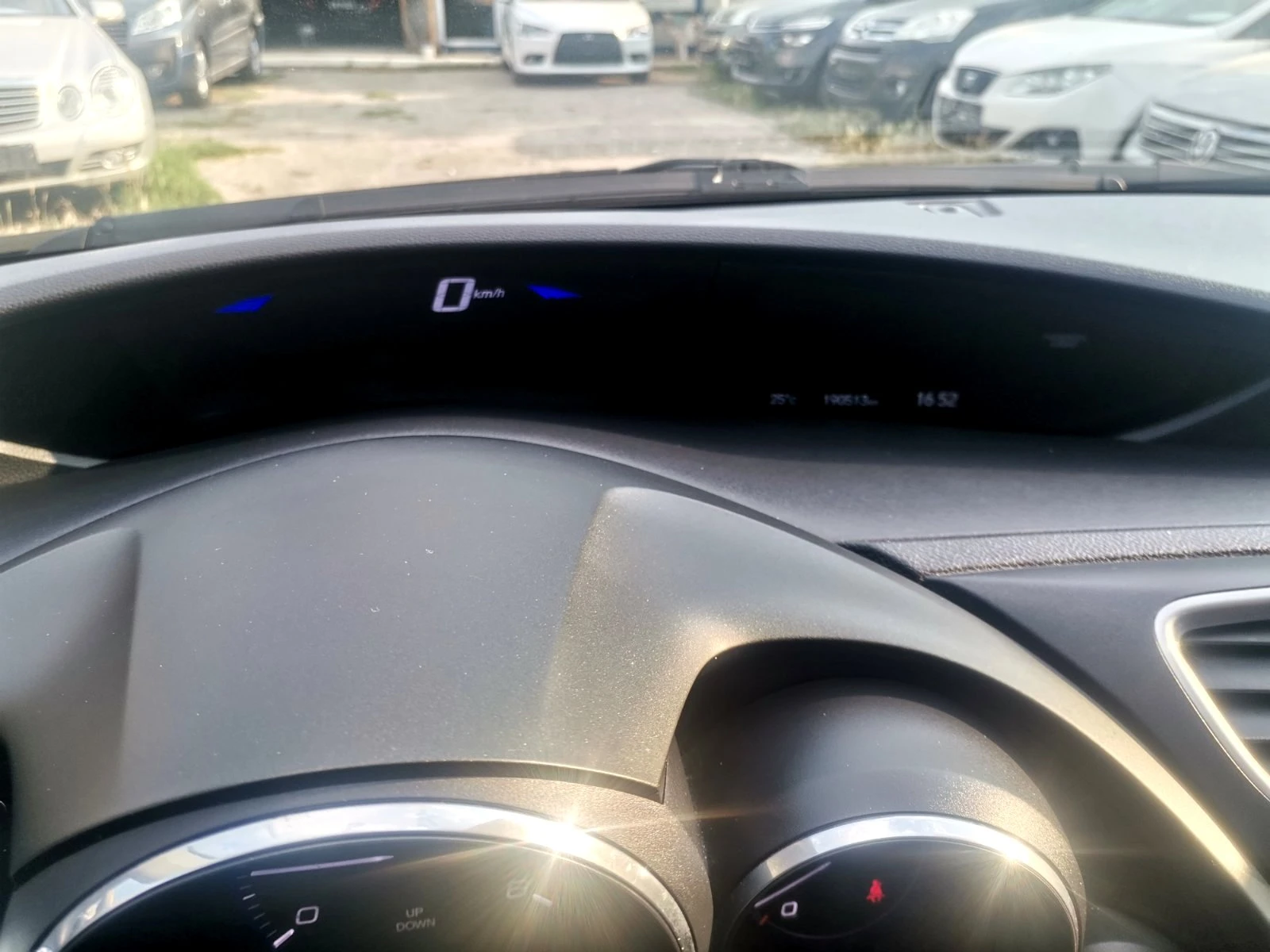 Honda Civic  /NAVI | Mobile.bg   13