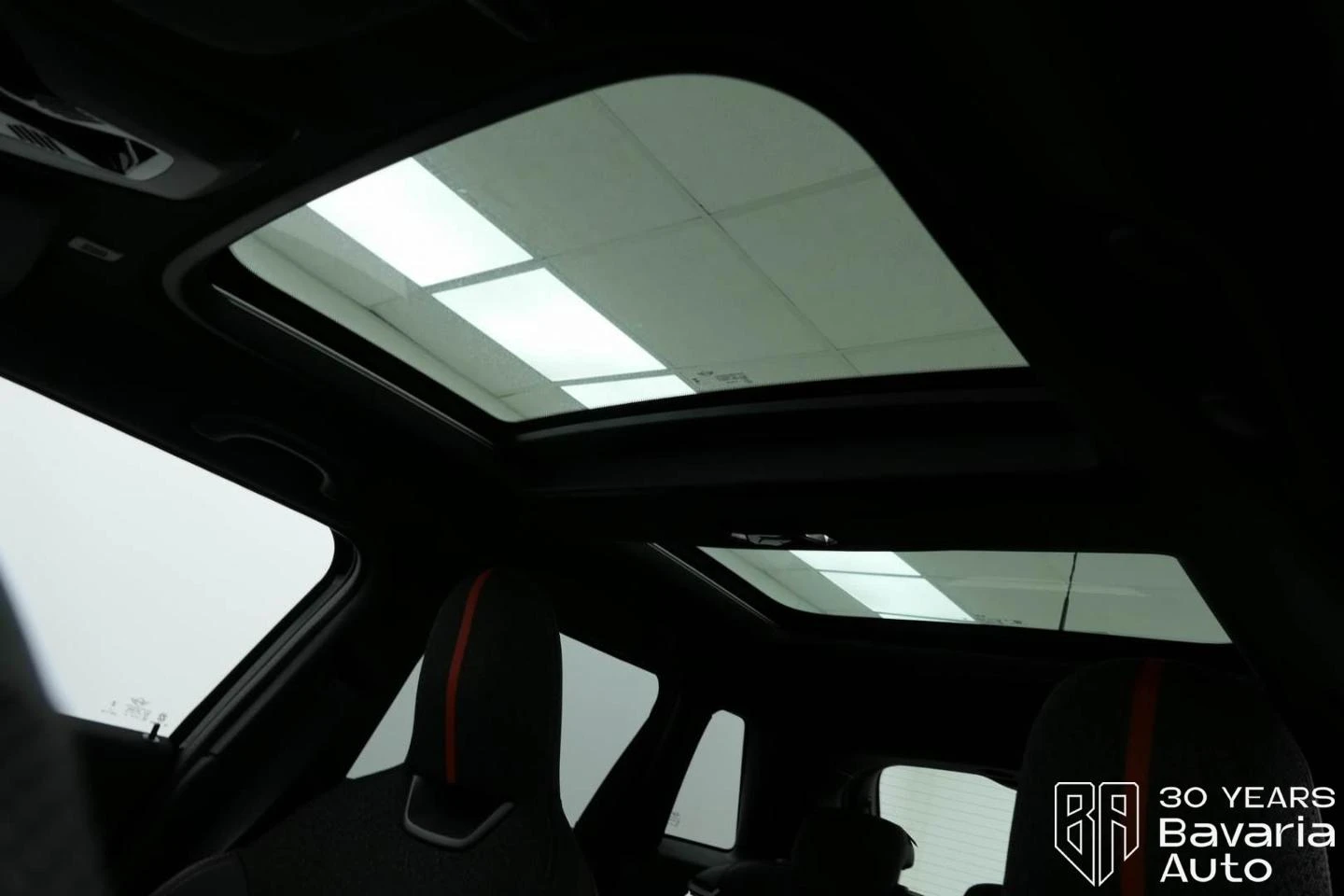 Mini Cooper 1, 5 Steptronic John Cooper Works Trim - изображение 9