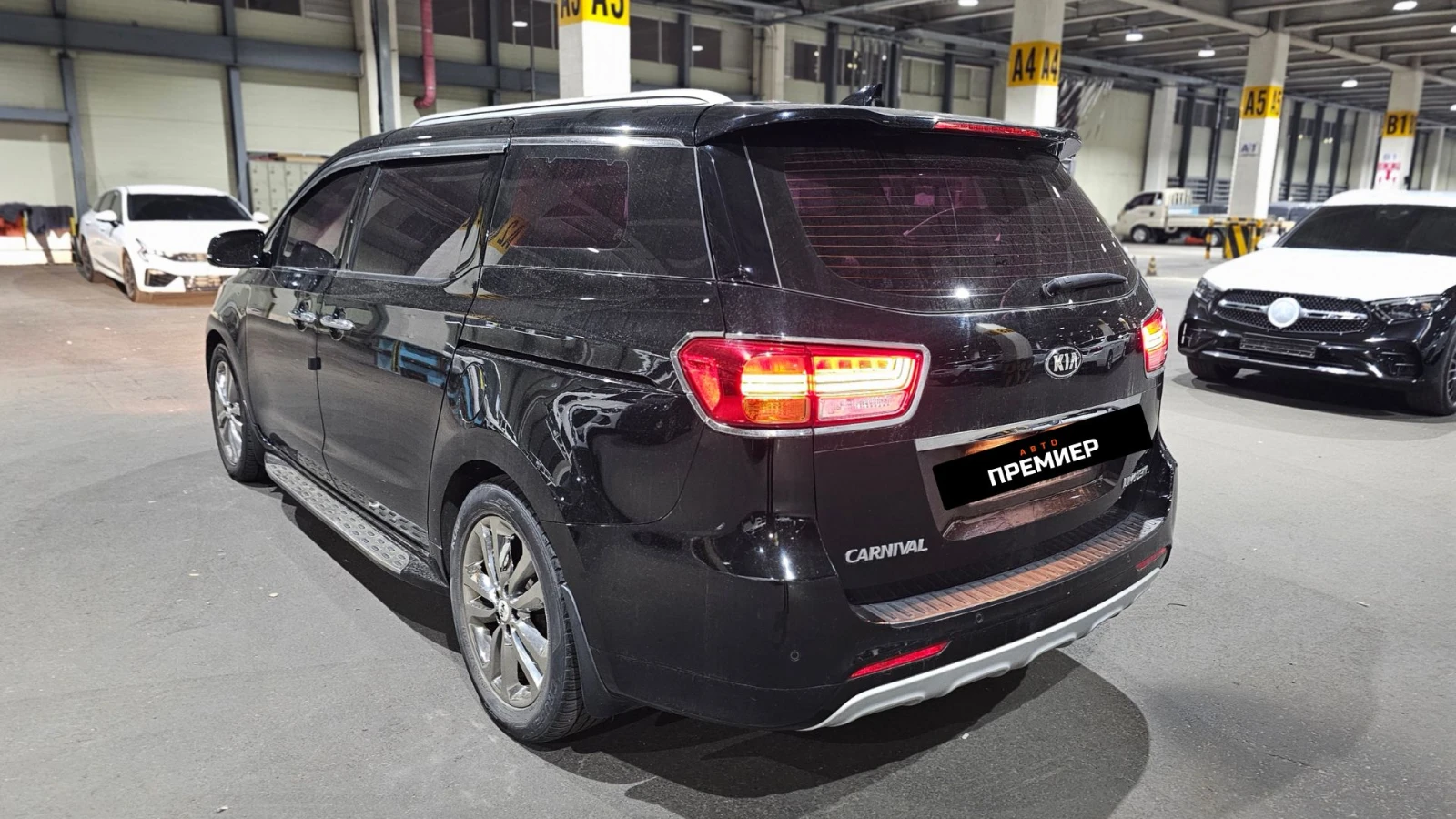 Kia Carnival 7-МЕСТЕН-ОЧАКВАН ВНОС-ПЕРФЕКТНА! - изображение 6