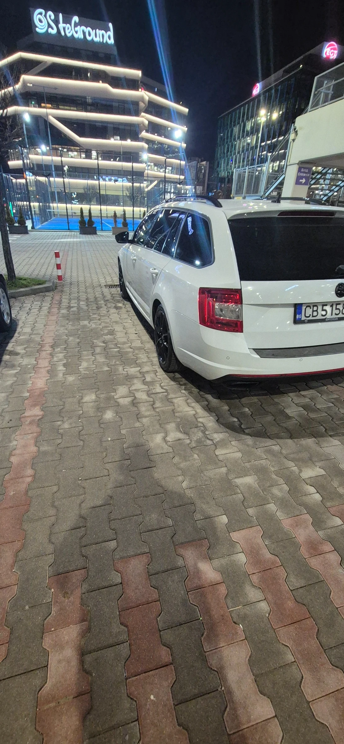Skoda Octavia 2.0 184�.� vrs | Mobile.bg � ����������� 17