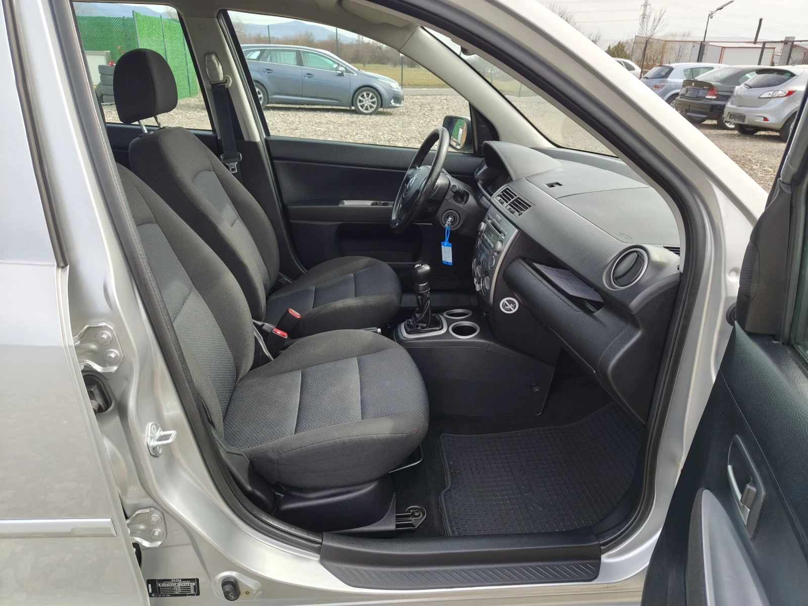Mazda 2 1.4 benzine  | Mobile.bg � ����������� 12