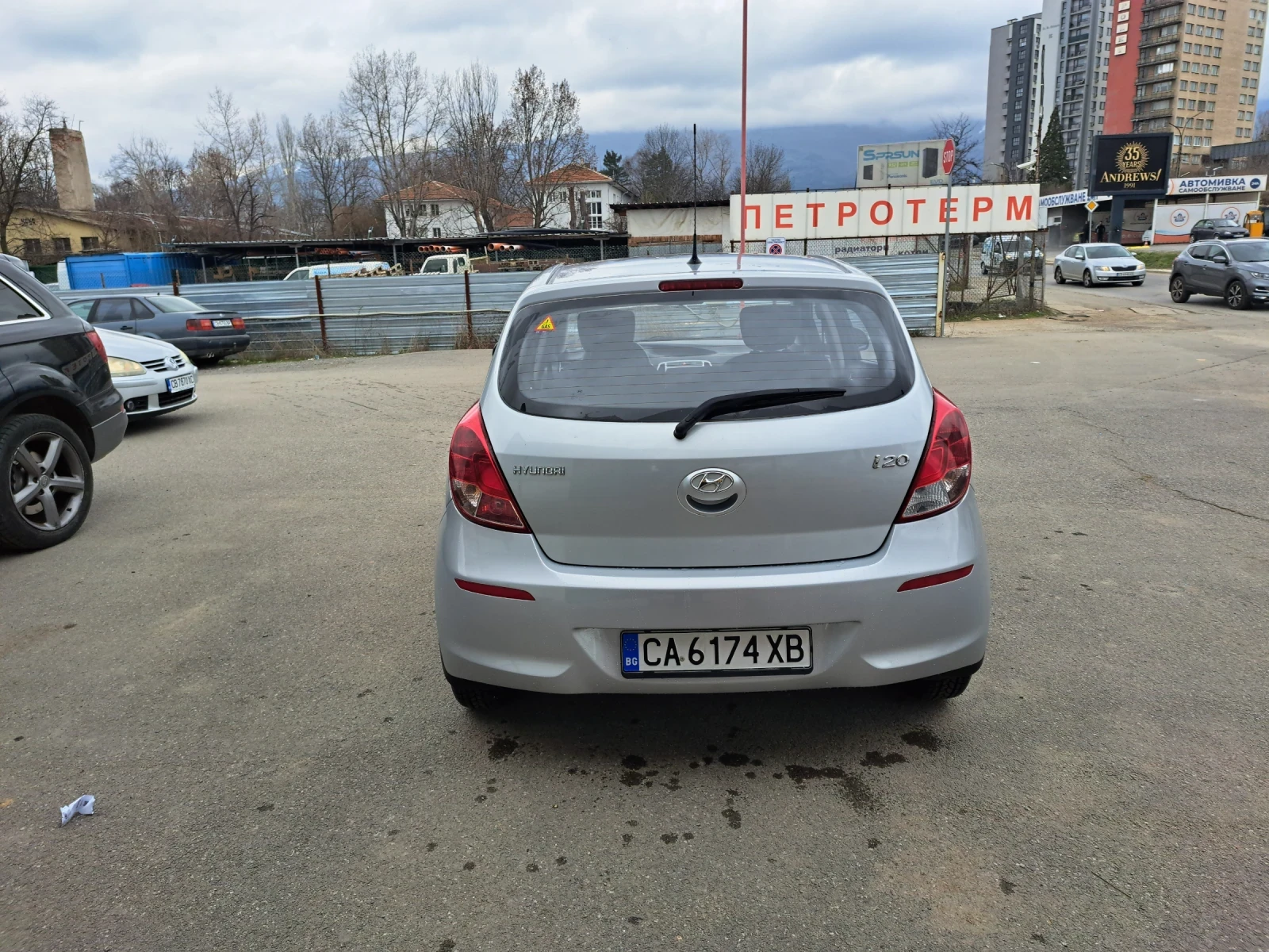 Hyundai I20, снимка 4 - Автомобили и джипове - 53966699