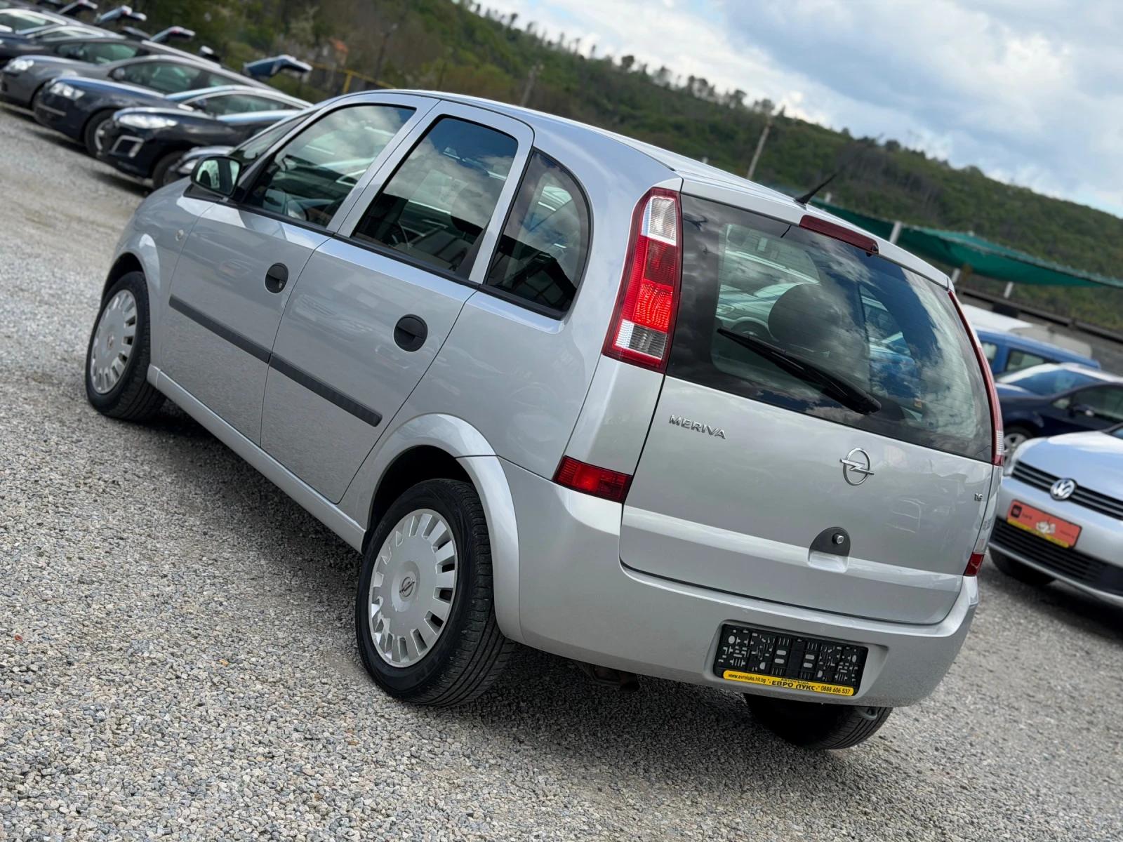 Opel Meriva 1.6i 101кс КЛИМАТИК, снимка 4 - Автомобили и джипове - 54303487