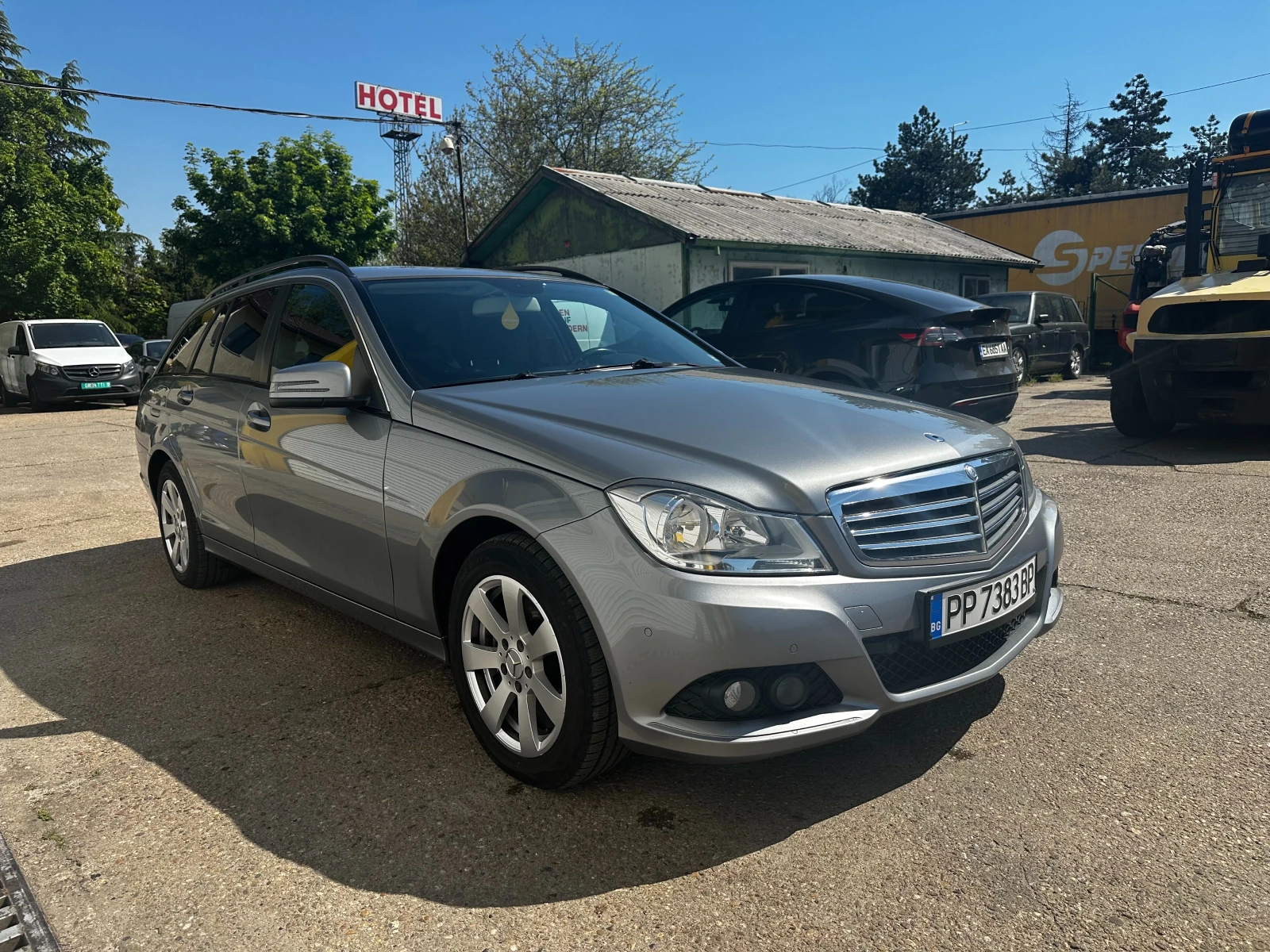 Mercedes-Benz C 220 C 220 CDI , снимка 4 - Автомобили и джипове - 54427858