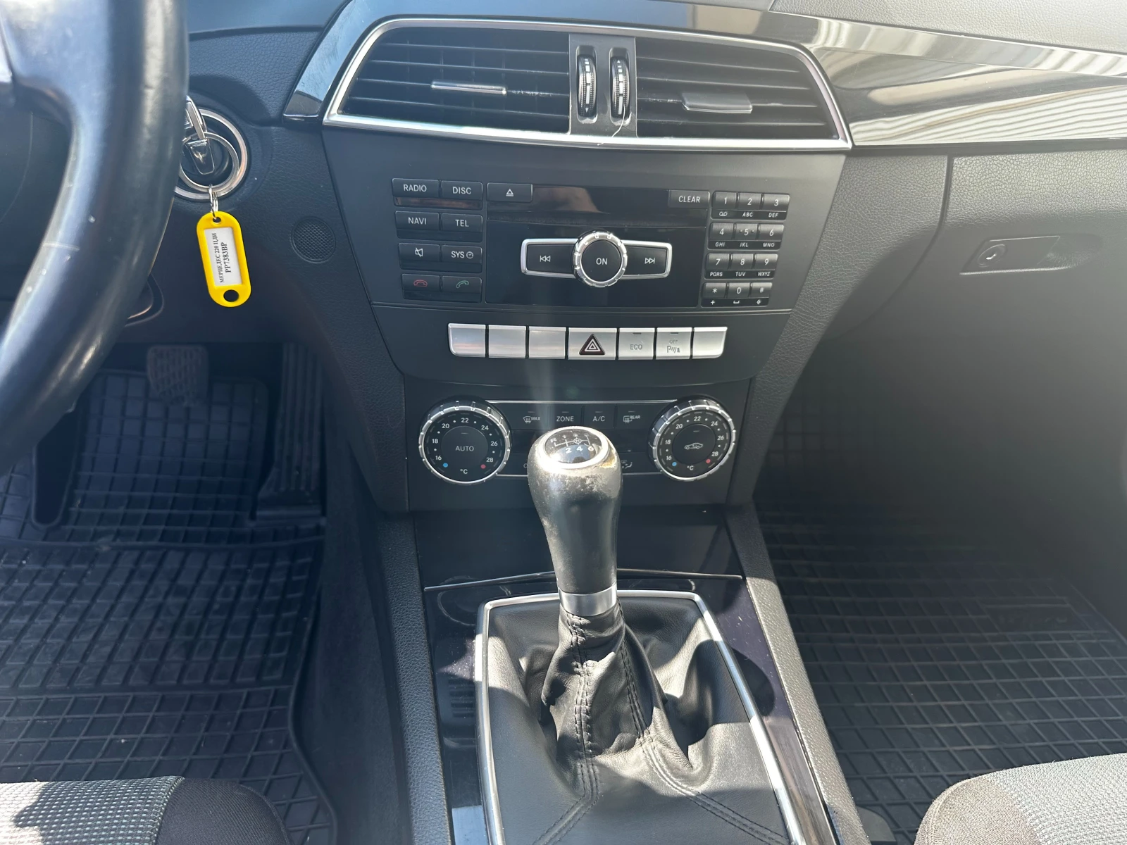 Mercedes-Benz C 220 C 220 CDI , снимка 14 - Автомобили и джипове - 54427858