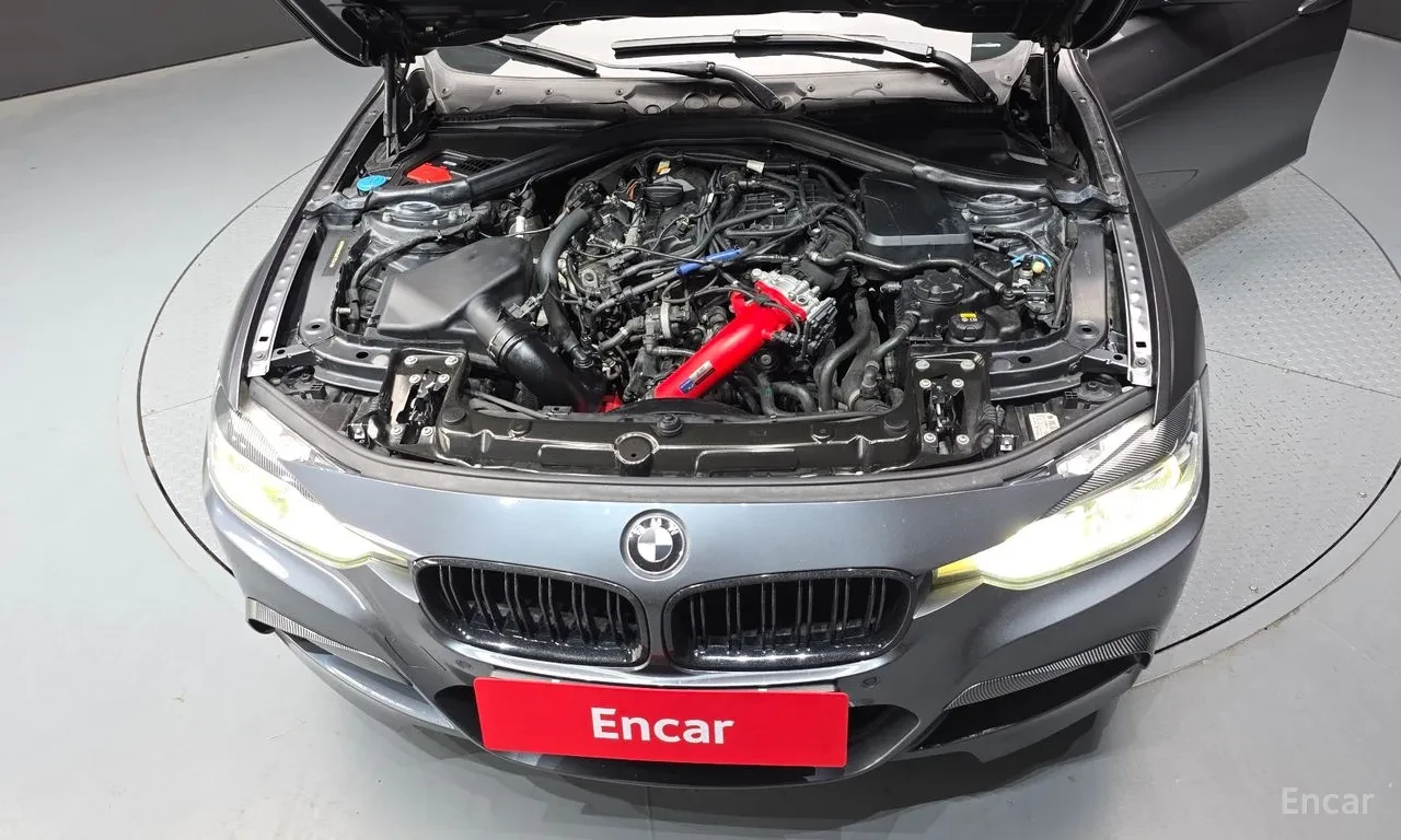 BMW 330 I M SPORT, снимка 6 - Автомобили и джипове - 54735360