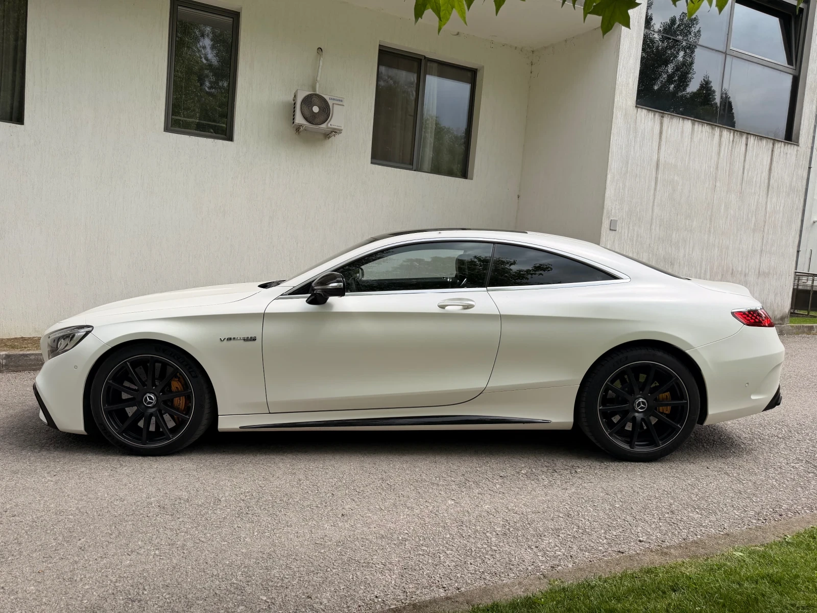 Mercedes-Benz S 63 AMG CARBON CERAMIC / FACE OPTIC / 3D BURMESTER / FULL, снимка 4 - Автомобили и джипове - 54759161