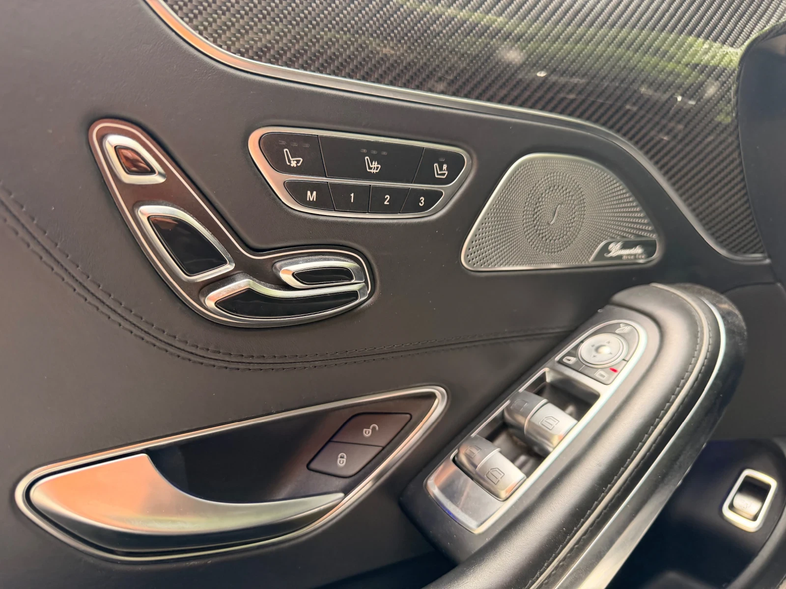 Mercedes-Benz S 63 AMG CARBON CERAMIC / FACE OPTIC / 3D BURMESTER / FULL, снимка 11 - Автомобили и джипове - 54759161