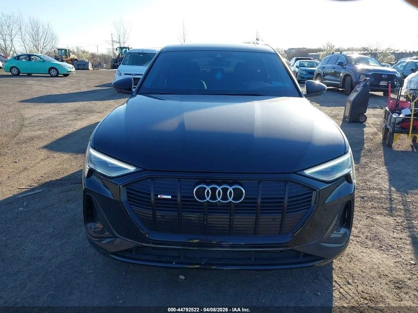 Audi E-Tron Sportback Premium Plus Quattro, снимка 12 - Автомобили и джипове - 54769810