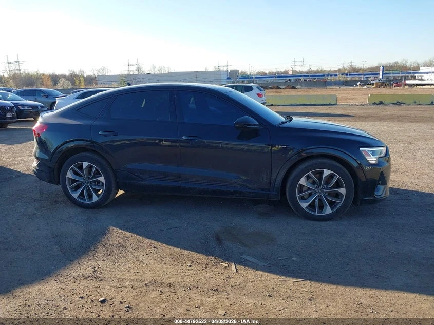 Audi E-Tron Sportback Premium Plus Quattro, снимка 13 - Автомобили и джипове - 54769810