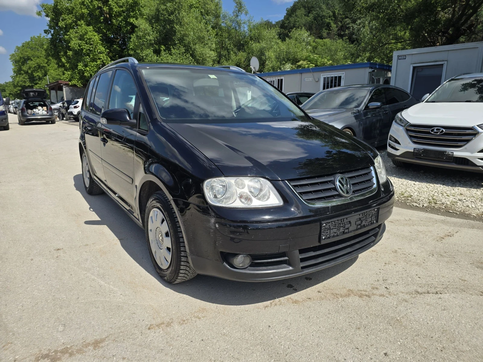 VW Touran 1.9TDI 105к.с 6 скорости , снимка 2 - Автомобили и джипове - 54791829