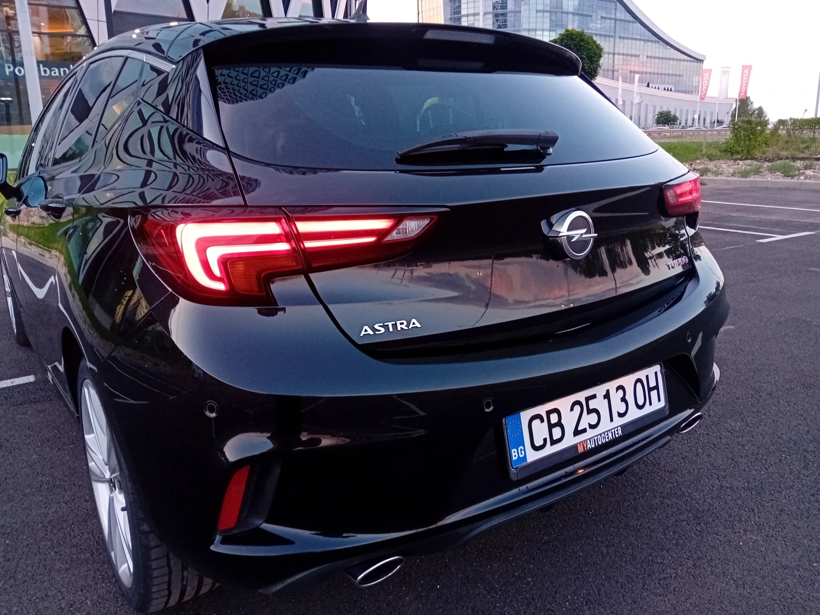Opel Astra 1.6 TURBO OPC Line, снимка 9 - Автомобили и джипове - 55055124