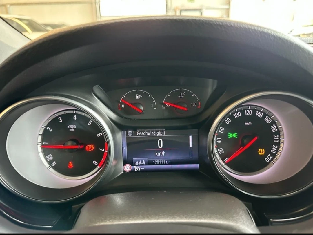 Opel Astra 1.6 TURBO OPC Line, снимка 14 - Автомобили и джипове - 54886960