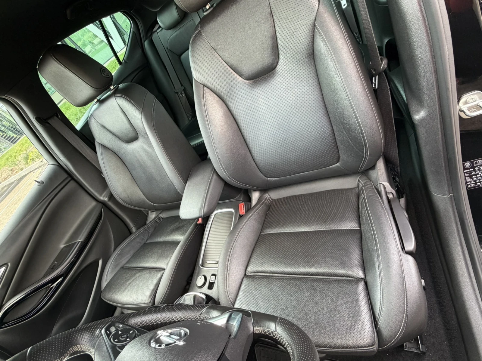 Opel Astra 1.6 TURBO OPC Line, снимка 10 - Автомобили и джипове - 55410163