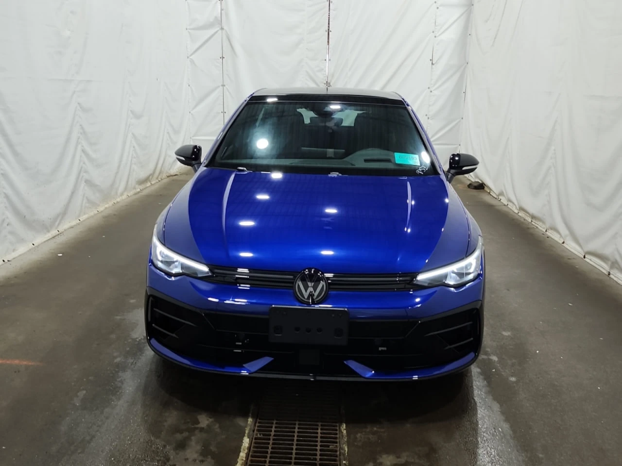 VW Golf R BLACK EDITION, снимка 2 - Автомобили и джипове - 55925341