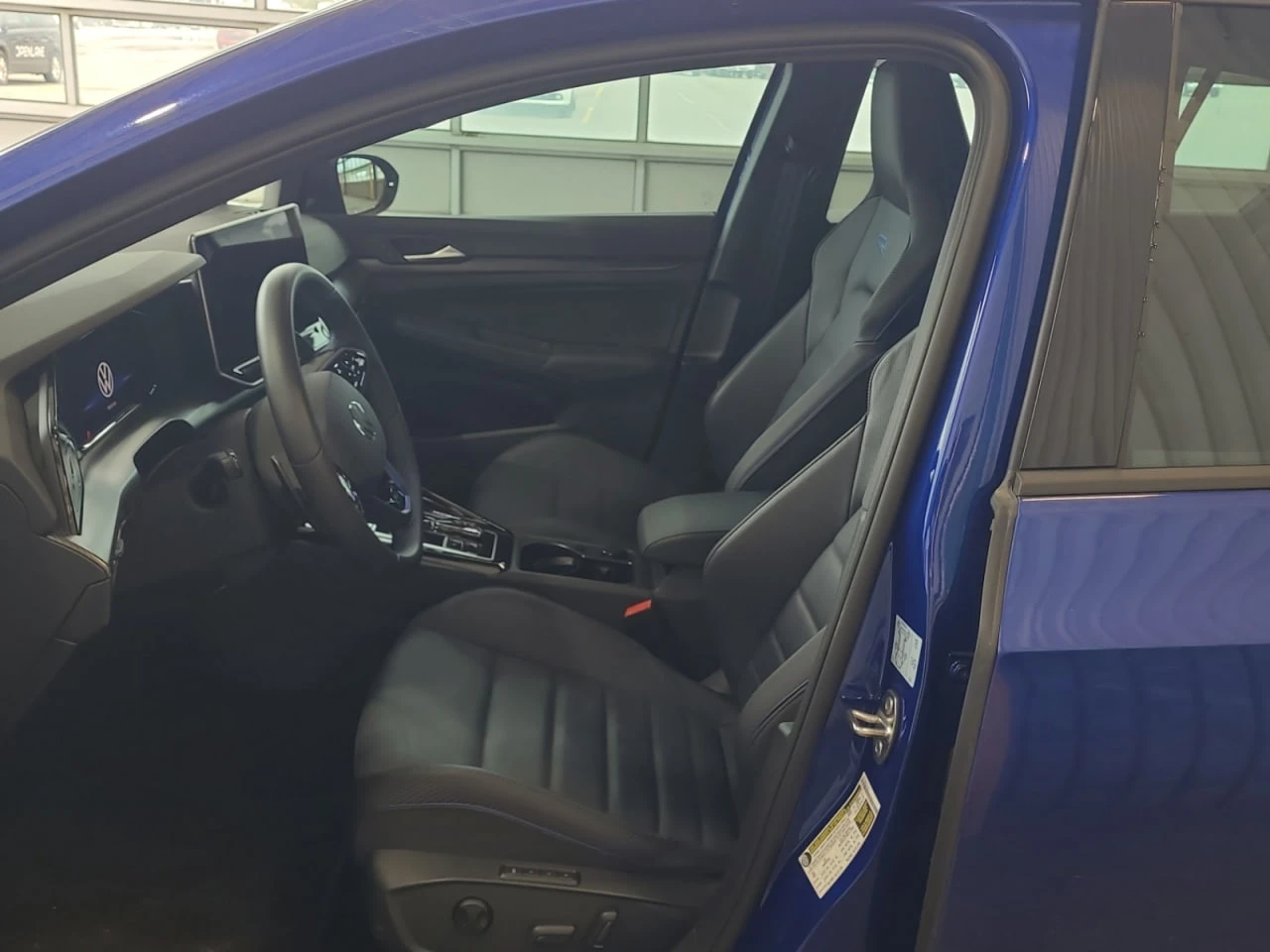 VW Golf R BLACK EDITION, снимка 4 - Автомобили и джипове - 55925341