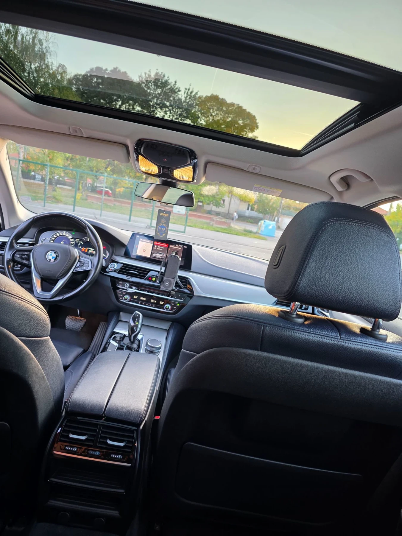 BMW 530 G31 , снимка 11 - Автомобили и джипове - 56443932