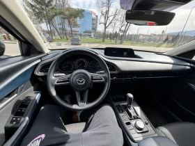 Mazda CX-30 КАТО НОВА БЕЗ НИКАКВИ ЗАБЕЛЕЖКИ ВСИЧКО ПЛАТЕНО!!!!, снимка 14