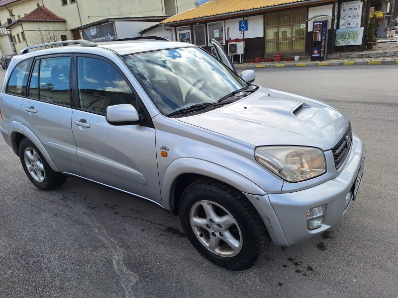 Toyota Rav4, снимка 3 - Автомобили и джипове - 48255821