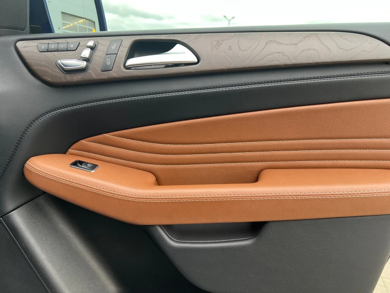 Mercedes-Benz GLE 400 4MATIC Coupе, снимка 10 - Автомобили и джипове - 52575124