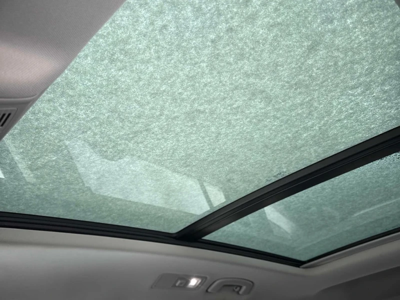 VW Tiguan * Comfortline * CARFAX * ЦЕНА ДО БГ, снимка 12 - Автомобили и джипове - 52893442