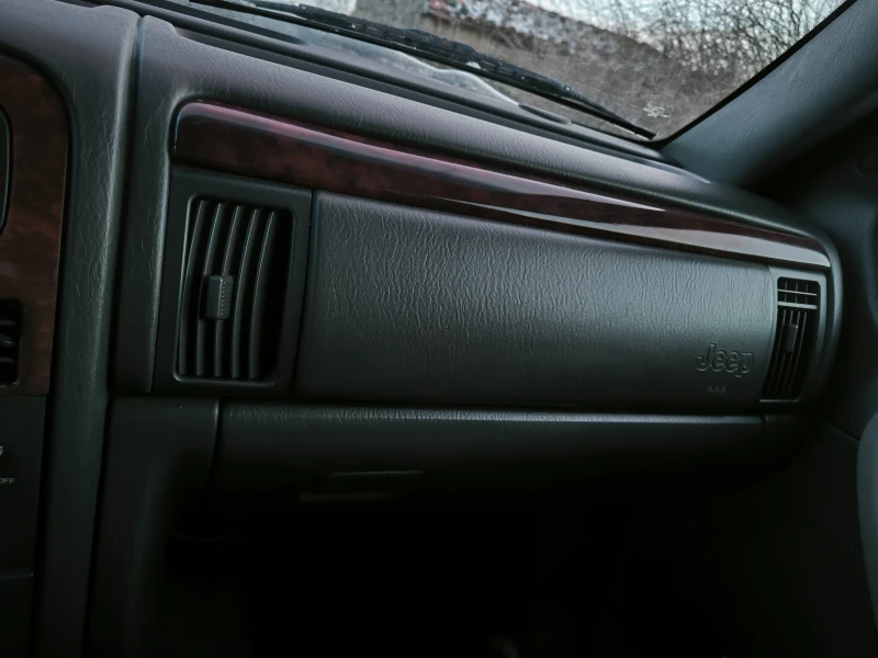 Jeep Grand cherokee, снимка 4 - Автомобили и джипове - 53588613