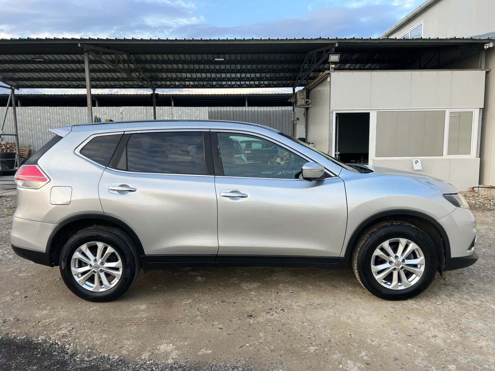 Nissan X-trail 1.6DCi 130к.с.Euro6B/ 360 камери/Нави/Автоматик - изображение 4