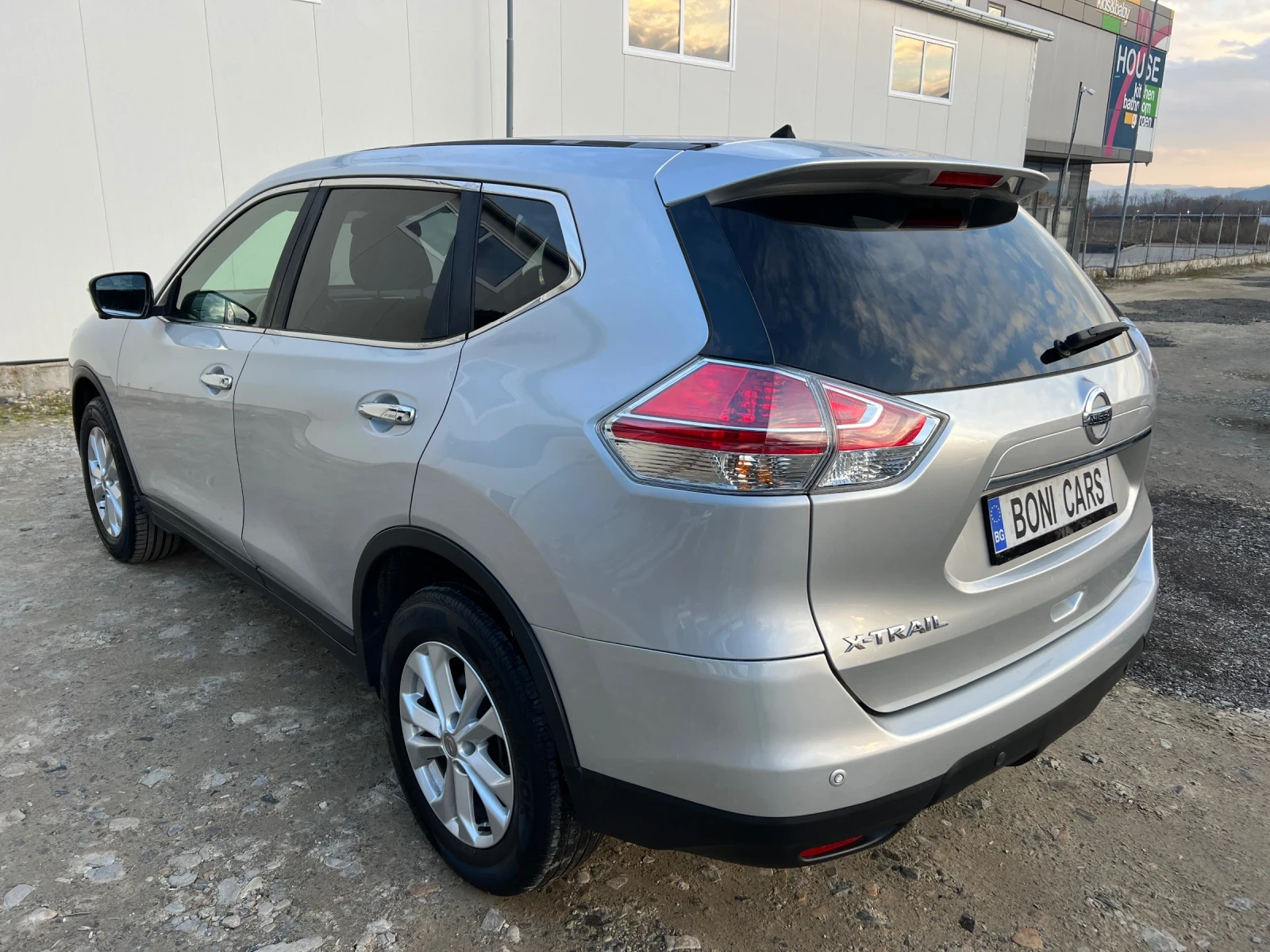 Nissan X-trail 1.6DCi 130к.с.Euro6B/ 360 камери/Нави/Автоматик - изображение 7