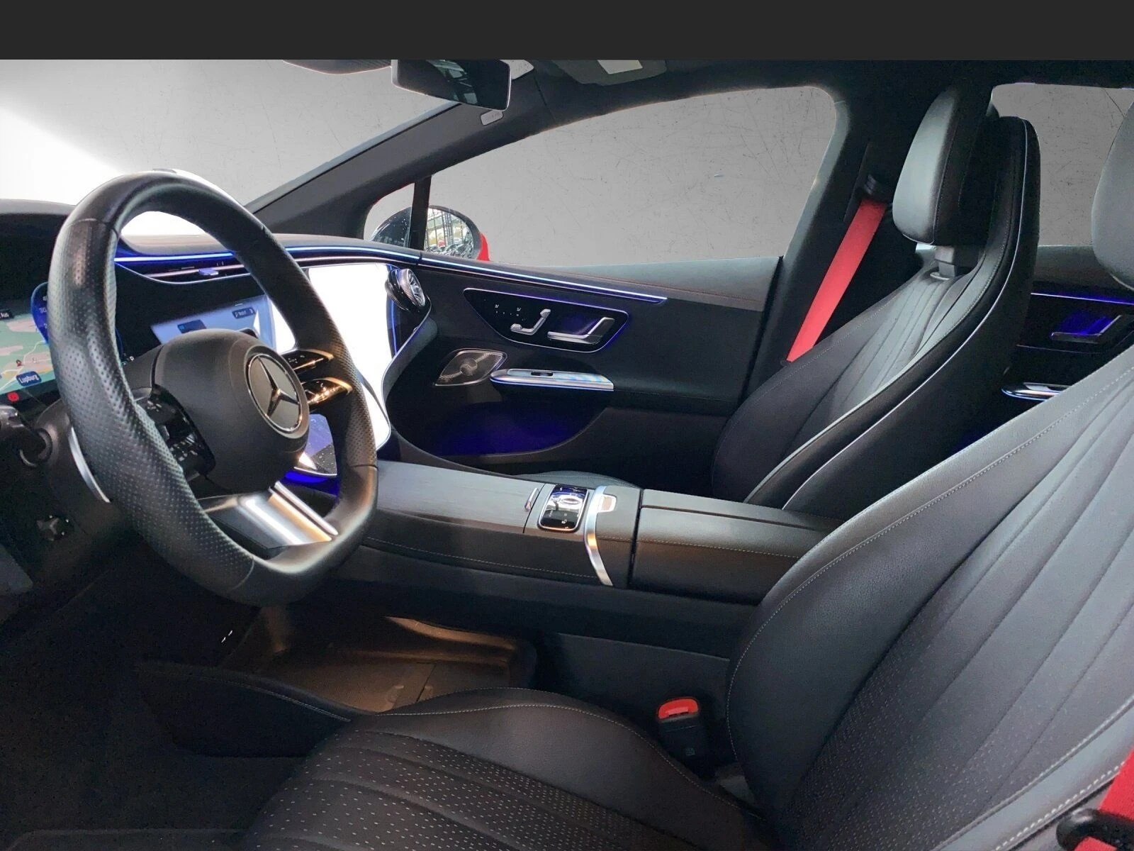 Mercedes-Benz EQE 500 AMG* 4MATIC* HYPERSCREEN* BURMESTER* PANO* 360 - изображение 8