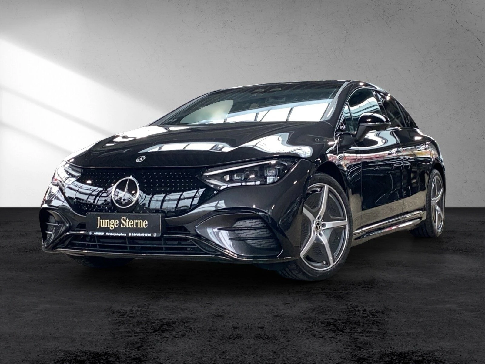 Mercedes-Benz EQE 500 AMG* 4MATIC* HYPERSCREEN* BURMESTER* PANO* 360 - изображение 3