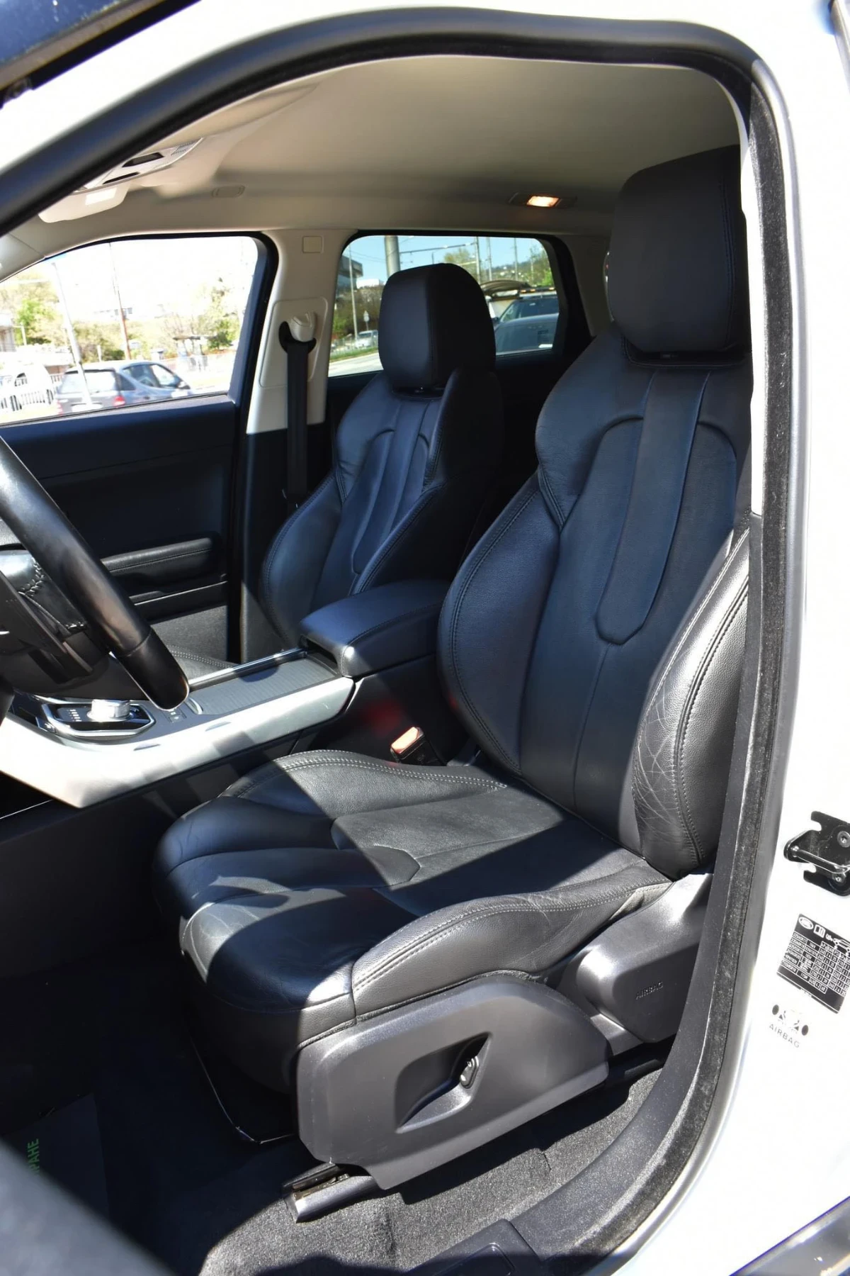 Land Rover Range Rover Evoque, снимка 5 - Автомобили и джипове - 53759872