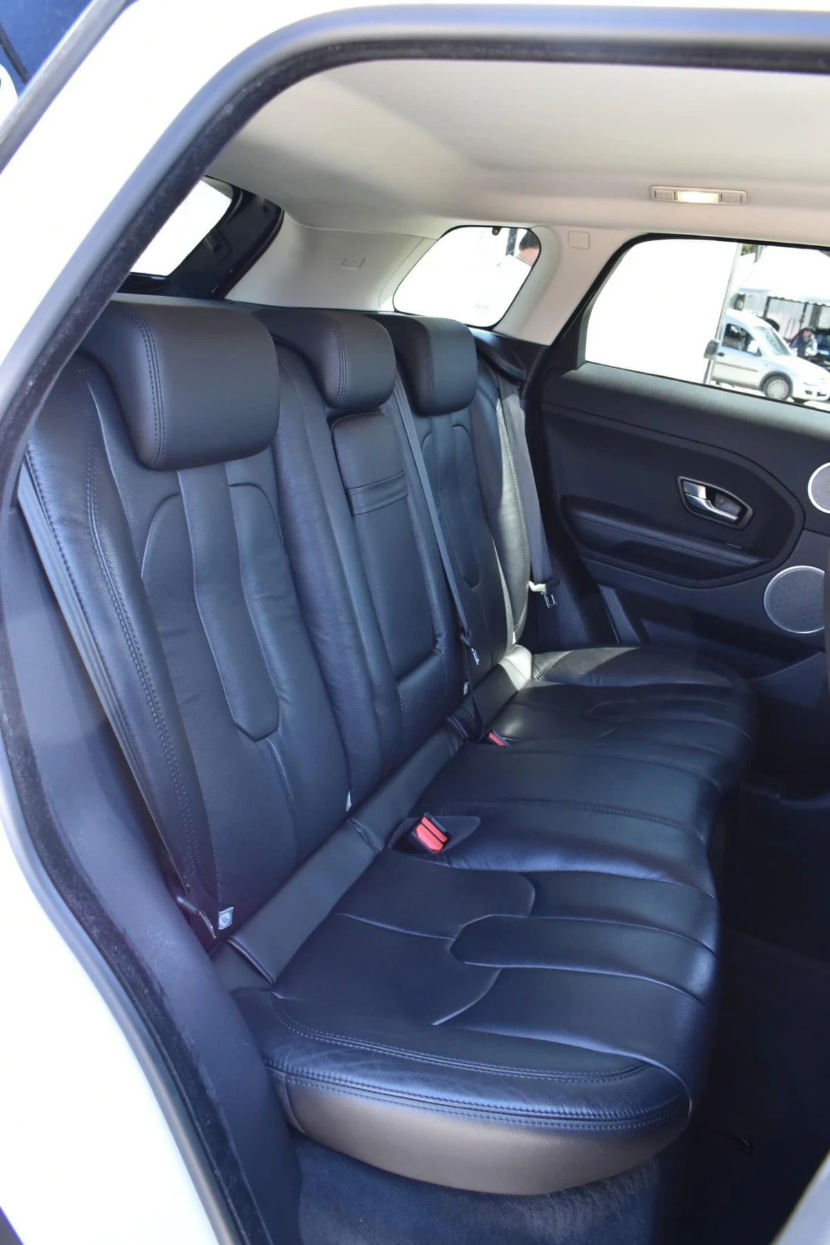 Land Rover Range Rover Evoque, снимка 10 - Автомобили и джипове - 53759872