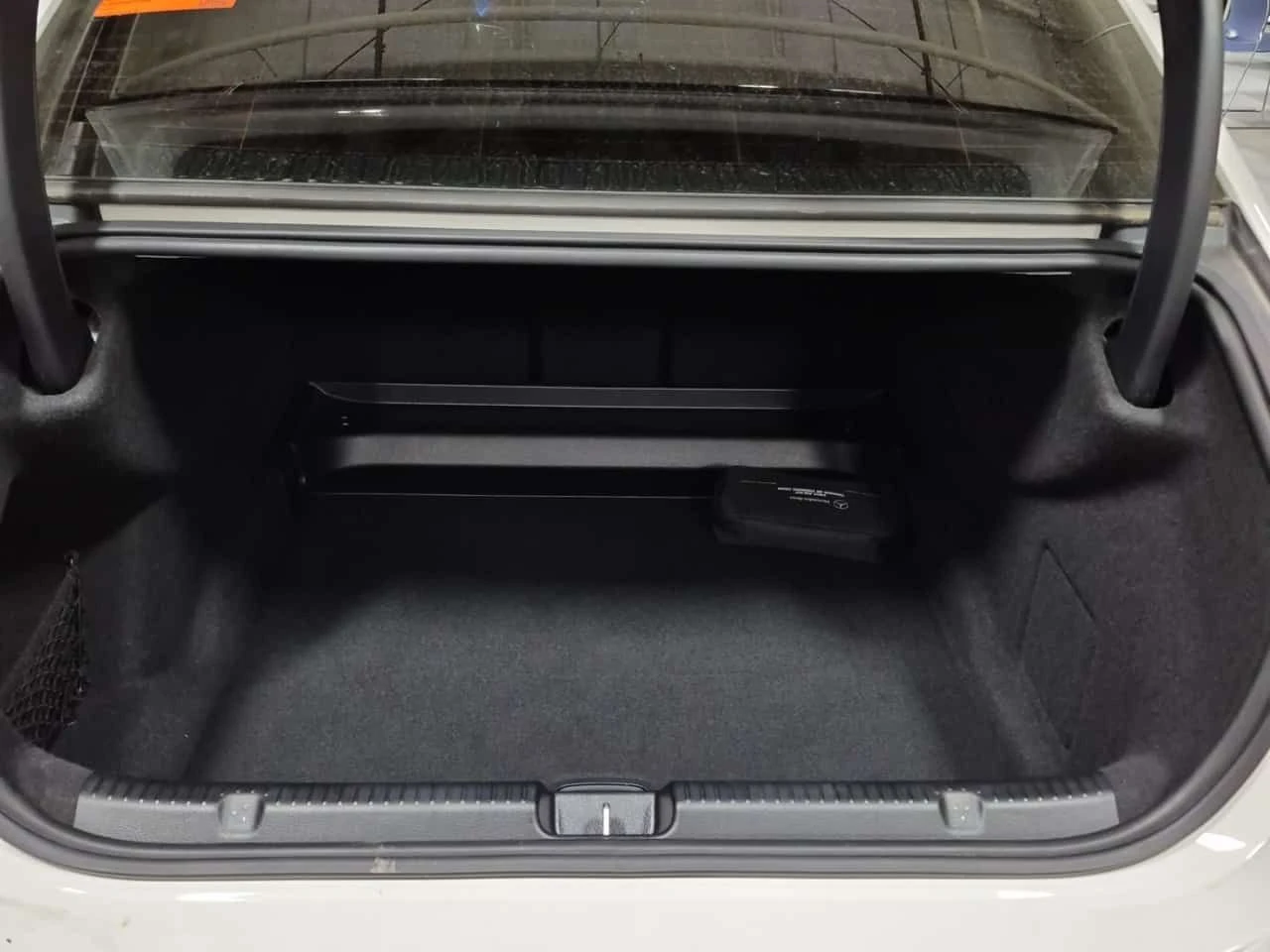 Mercedes-Benz EQE 500| HUD| 360| PANORAMA| AMBIENT| CARFAX, снимка 14 - Автомобили и джипове - 54005058