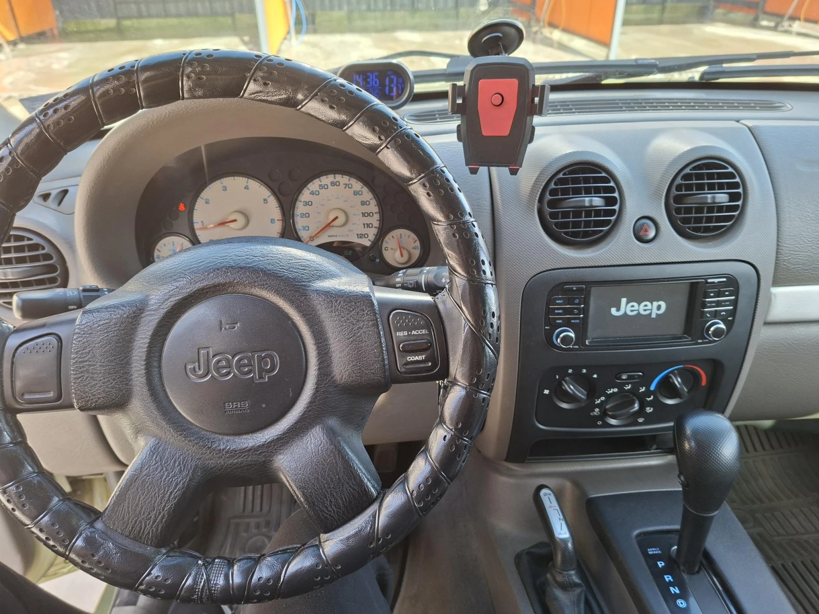 Jeep Renegade 3.7, снимка 7 - Автомобили и джипове - 54060188