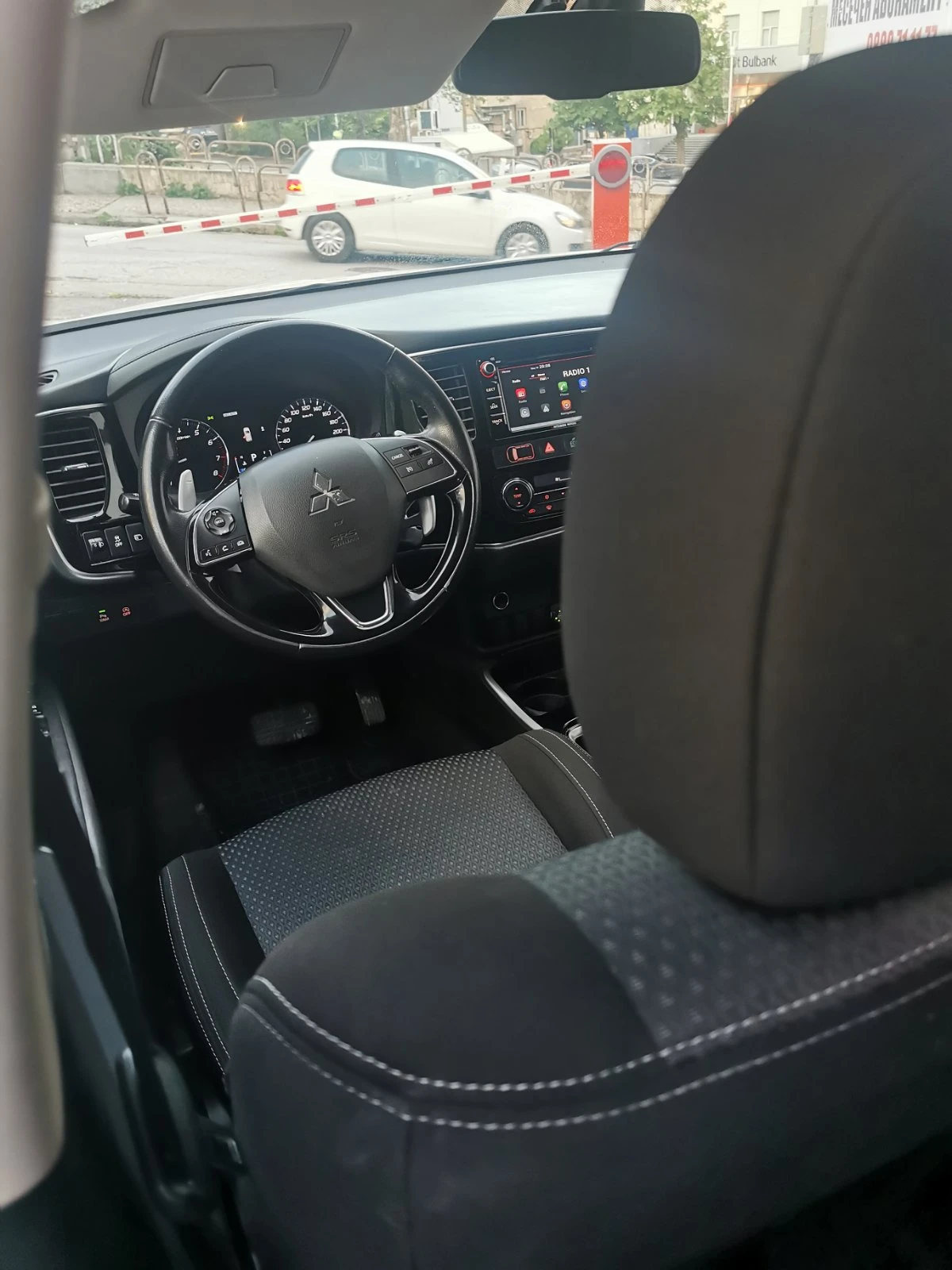Mitsubishi Outlander 2.0 150 к.с. 4х4, газ, автомат, снимка 8 - Автомобили и джипове - 54583691