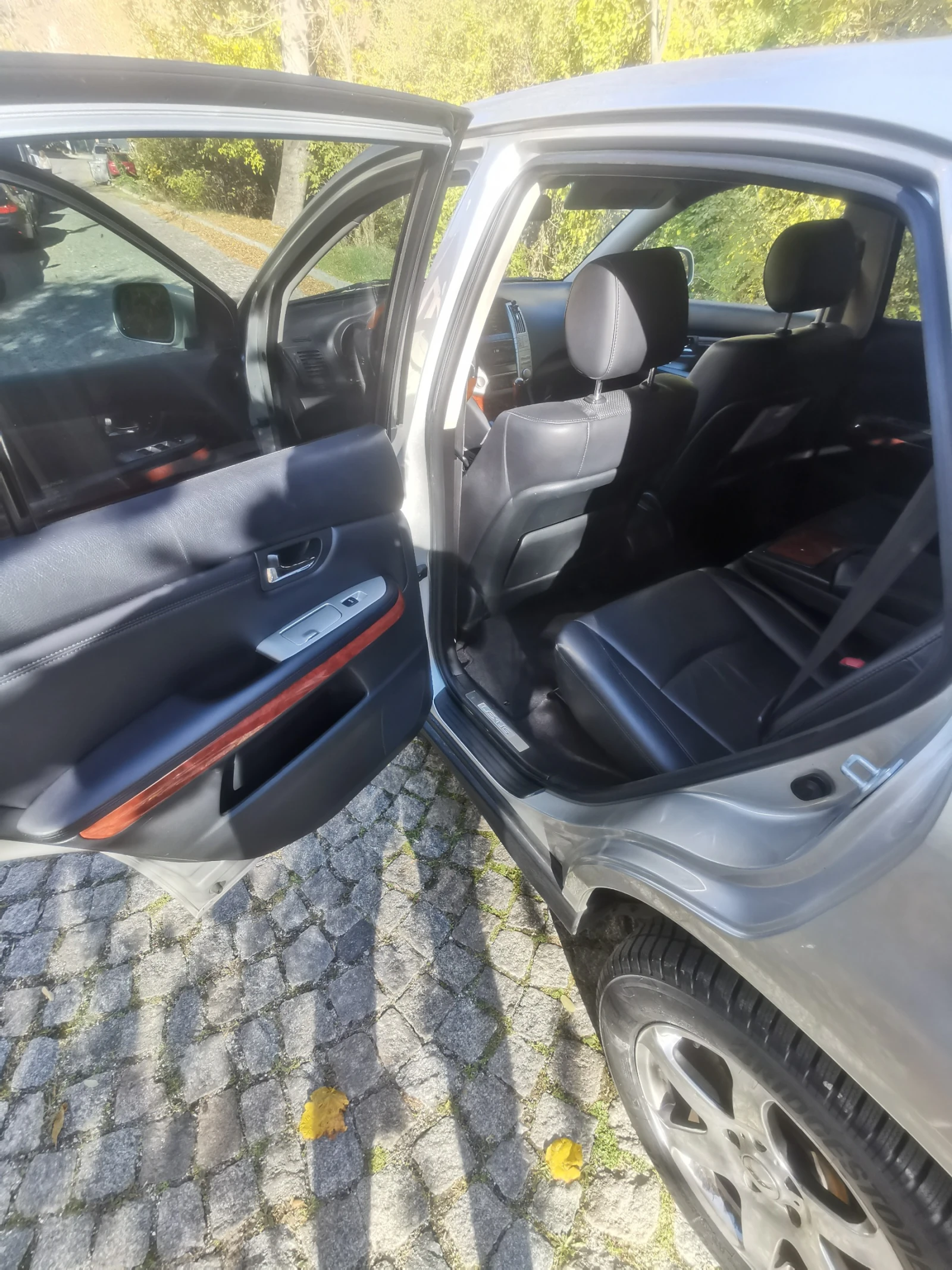 Lexus RX 350 * ОБСЛУЖЕНА * , снимка 10 - Автомобили и джипове - 55287597